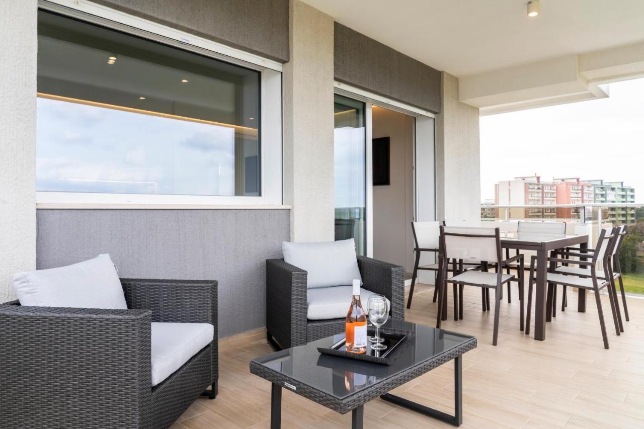 Gentile 46 Luxury Accomodation Apartment Бари Екстериор снимка