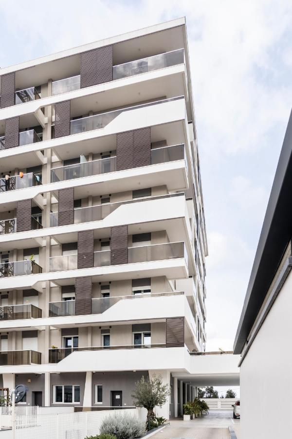Gentile 46 Luxury Accomodation Apartment Бари Екстериор снимка